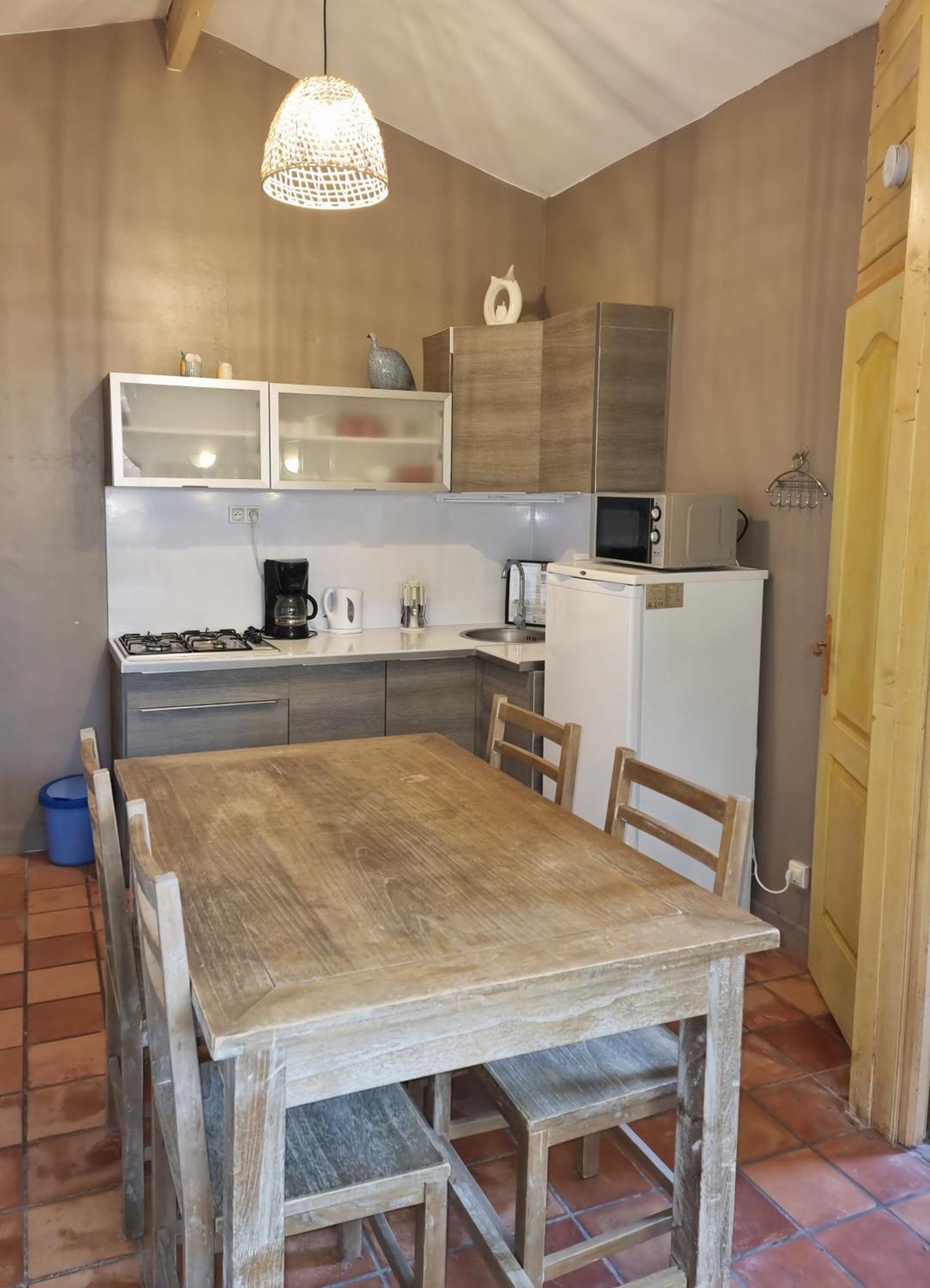 Pousterle De Sabran - Piscine & Hammamアパートメント 部屋 写真